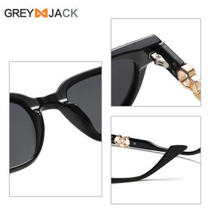 Gafas de Sol Greyjack TR90 Negras Polarizadas UV400 Unisex con Lentes TAC Tipo 3 - Product Image 1