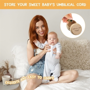 Boîte à souvenirs moderne en bois pour cordon ombilical de bébé, rangement pour cheveux et dents - Product Image 3