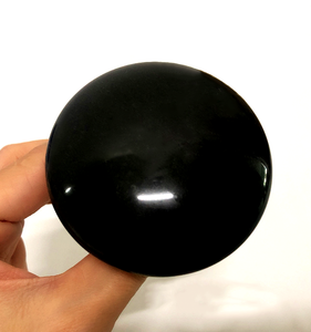 XINGHUI Herramienta de Terapia de Spa de Buena Calidad Natural Jade Mushroom GuaSha Hot <span class=keywords><strong>Rock</strong></span> Black Bian Stone Masajeador Facial - Product Image 3