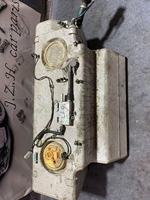 قطع غيار سيارات أصلية مستعملة مناسبة لخزان وقود فيراري 612، رقم القطعة الأصلية 191486 255663 261174 261175 191495