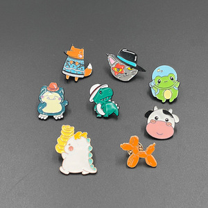 Nouvelle Arrivée Broche Créative en Alliage de Zinc à Motif Animalier de Dessin Animé, Technique d'Émail Coulant, Polyvalente, <span class=keywords><strong>Dinosaure</strong></span>, Renard, Cadeau d'Affaires - Product Image 2