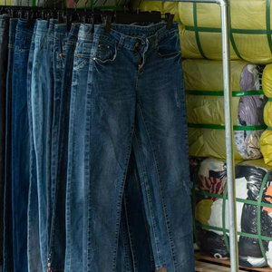 SH05 Ropa de Mujer de Moda de Verano, Lote Mixto al por Mayor, Vestidos Sexys, <span class=keywords><strong>Shorts</strong></span>, Jeans, con Tirantes Finos, Ropa Usada de Alta Calidad y Cómoda - Product Image 1