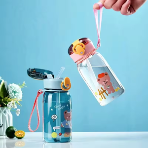Nuovo 400ml <span class=keywords><strong>acqua</strong></span> per bambini Sippy tazza a tenuta di <span class=keywords><strong>acqua</strong></span> bottiglie di <span class=keywords><strong>acqua</strong></span> a prova di perdite all'aperto portatile bottiglia di bevanda per bambini bella tazza con paglia cartone animato - Product Image 5