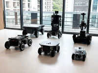 Châssis de robot d'inspection de sécurité Senfar à quatre roues avec direction indépendante et système de navigation autonome, charge utile 80 kg