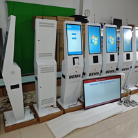 BENSHI İç Mekan 18.5/21.5/23.6/32 İnç 350 nit Windows Kapasitif Dokunmatik Kiosk Self Servis Sıra Yönetim Sistemi LCD Ekran