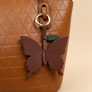 High-Quality Butterfly Car Keychain Creative Pu Leather Bag <b>Charm</b> New Handbag Pendant <b>Keyring</b> Accessory - Product Image 5