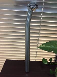 Tija de Sillín de Titanio para Bicicleta, Nuevo Estilo, con Desplazamiento de 20 mm, Tamaños 27.2/30.9/31.6 Disponibles - Product Image 2