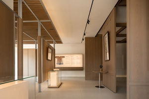 Vitrine de musée de bonne qualité boutique d'antiquités modernes vitrines comptoir de magasin d'antiquités personnalisé avec lumières LED - Product Image 2