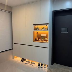 Mueble de Madera Maciza para Zapatos de Tamaño Personalizado para Sala de Estar, con Materiales de Protección Ambiental para Uso en el Hogar o Hotel - Product Image 6