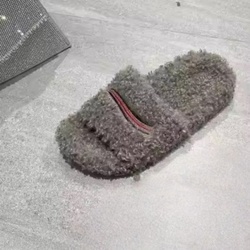 รองเท้าแตะผู้หญิงแบบสวมเปิดนิ้วเท้าสำหรับฤดูหนาว  แบบมีพื้นหนา  ตกแต่งด้วยงานปัก  บุขน  สำหรับผู้หญิง - Product Image 4