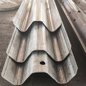 Garde-Corps d'autoroute En Acier Léger Formant <span class=keywords><strong>la</strong></span> Machine Automatique de <span class=keywords><strong>Rambarde</strong></span> de route En Acier Léger Formant <span class=keywords><strong>la</strong></span> Machine - Product Image 2