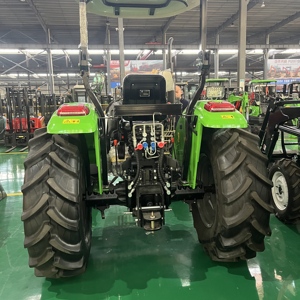 Mini-tracteurs agricoles à quatre roues motrices fabriqués en Chine, haute qualité, adaptés aux serres et vergers, tracteurs agricoles neufs et d'occasion - Product Image 3