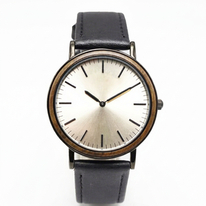 Montre de luxe à quartz avec lunette en bois rouge, cadran à grain de bois assorti, bracelet en cuir de vachette marron, minimaliste, unisexe, étanche, idéale pour le bureau - Product Image 1