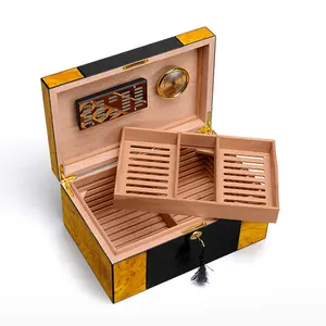 Hot Sale In-stock Cedar Wood Cigar Humidor Gift box with Lock Set Hold 150 Cigars