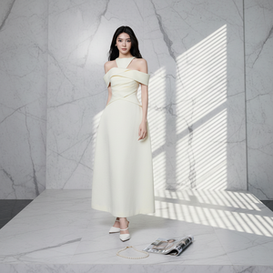 Nouvelle <span class=keywords><strong>robe</strong></span> de soirée élégante pour <span class=keywords><strong>femme</strong></span>, prête à porter, couleur abricot, col licou, taille cintrée et jupe ample. - Product Image 2