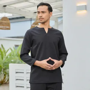 ผู้ผลิตเสื้อเชิ้ตผู้ชายสไตล์ดั้งเดิมของมาเลเซีย สีดำ ทรงสมาร์ทฟิต แขนสั้นลำลอง รับผลิตแบบ OEM เสื้อผ้าผู้ชายสไตล์โมเดิร์น - Product Image 2