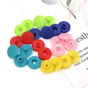 Boutons-<span class=keywords><strong>pression</strong></span> en plastique pour bébés, vêtements pour bébés hypoallergéniques OEKO-TEX populaires, pour barboteuses, bavoirs, vêtements en coton biologique - Product Image 4