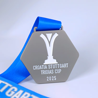 Médaille de sculpture artistique sportive hexagonale personnalisée en alliage de zinc, texte en relief 3D, émail doux argenté, impression UV, pour compétition