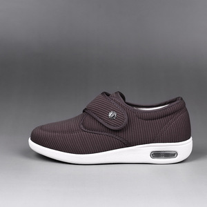 Chaussures de soin des pieds rembourrées avec doublure respirante et soutien stable, chaussures quotidiennes pour hommes, chaussures confortables - Product Image 5