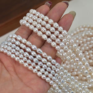 Perles d'eau douce blanches naturelles de 5 à 6 mm, forte luminosité, perles de riz filetées, perles en vrac pour la création d'accessoires faits main - Product Image 1