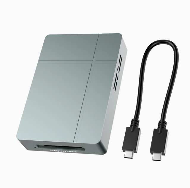 Aluminum Alloy USB 4.0 High-speed Card Reader, CFexpress Type B Card Reader for SLR Cameras, Built-in Fan.