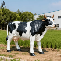 Sculpture de vache simulée en fibre de verre grandeur nature personnalisée, sculpture de taureau pour la décoration extérieure des pelouses, des fermes et des parcs