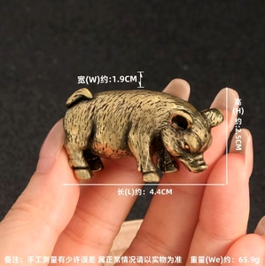 รูปปั้นทองเหลืองสามพี่น้องหมูน้อย ของตกแต่งโต๊ะ ของขวัญวันเปิดกิจการ งานฝีมือทองแดง - Product Image 4