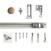 Porte intérieure pliante à panneau unique en bois massif, style Shaker, conçue aux États-Unis pour placard