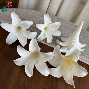 Cabezas de flor de lirio, flores artificiales de seda para decoración de techos de boda, blancas, de tamaño grande y pequeño - Product Image 1