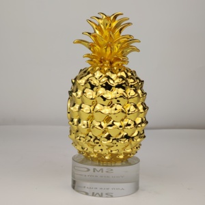 Sculptures et figurines <span class=keywords><strong>en</strong></span> <span class=keywords><strong>métal</strong></span> doré <span class=keywords><strong>en</strong></span> forme d'ananas, design 2026, pour la décoration de salon - Product Image 2