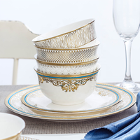 Assiettes à dessert en céramique de luxe européennes avec bordure dorée, ensemble d'assiettes à gâteau, à collation et à apéritif en porcelaine pour la décoration d'hôtels et de maisons