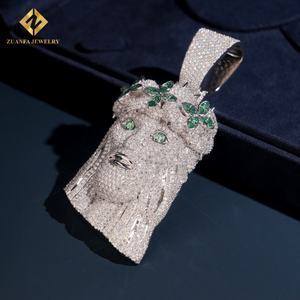 Nouveautés Pendentif Jésus en argent sterling 925 massif, serti de moissanite bleu vert personnalisée, glacé - Product Image 5