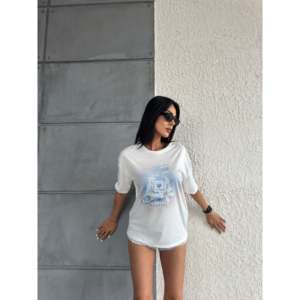 Camiseta Básica Estampada Queen para Mujer, 100% Algodón Jersey, Transpirable, Transferencia Térmica, Manga Regular - Product Image 4