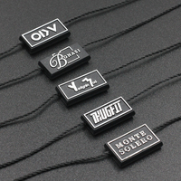Étiquette volante personnalisée Cordon de ficelle Fixation Tablette suspendue Étiquettes de vêtements Étiquette Sceau Cire Chaussures Sacs Étiquette scellée en plastique de haute qualité d'exportation