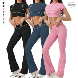 Hot Verkopende Grote Maat Sportkleding Voor Dames 2-delig Ademend Trainingspak Met Korte Mouwen Tenniskleding Voor Dames - Product Image 1