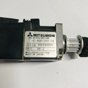ฮิตาชิ GXH-1S เซอร์โวมอเตอร์สำหรับหัววางตำแหน่ง 6301273624 630 127 3624 4M150203 KYK-M8614-000 44M1500203 HC-AQ0136S-S4 มอเตอร์ AC-SERVO - Product Image 4