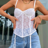 Top corto de punto personalizado sexy para mujer, diseño de encaje floral blanco transpirable, de poliéster y elastano, tipo camisola.