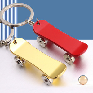 Custom Creative Metal Finger Scooter Keychain Small Backpack Pendant Roller Skate Keychain