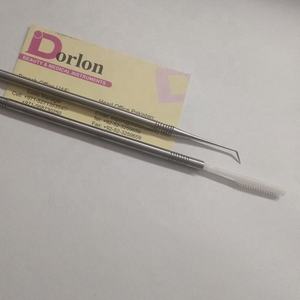 Outils professionnels pour le rehaussement des cils, peigne séparateur pour extensions de cils, outil de rehaussement en acier inoxydable avec logo personnalisé - Product Image 1