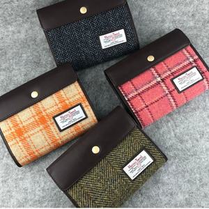Copertina per Agenda in Pelle Harris Tweed A5/A6, Elegante Custodia per Quaderno con Porta Carte - Product Image 4