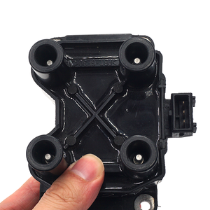 Bobina di accensione (testa <span class=keywords><strong>piccola</strong></span> ad alta tensione, connettore superiore) - PER BOSCH 0221503001, <span class=keywords><strong>OPEL</strong></span> 1208065, GM 90443900 - Product Image 3