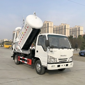 Autocisterna ISUZU 4x2 da 5000 Litri 5 Tonnellate Manuale Diesel per Aspirazione Feci e Servizi di Igiene Urbana - Product Image 1
