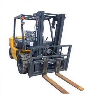 Montacargas Komatsu FD50 Usado, Mástil de 3 Etapas, Cilindro Central, Desplazamiento Lateral, Motor de 5 Toneladas, Transmisión Automática, Certificado CE 2023 - Product Image 1