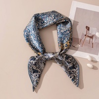 Selendang Sutra Paisley Bunga Biru Vintage Personal 70cm, Ikat Leher, Hijab Muslim, Aksesoris Wanita