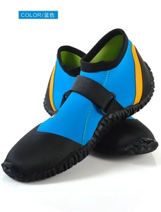 Commercio all'ingrosso scarpe comode per sport acquatici in Neoprene scarpe da nuoto da spiaggia scarpe da sub stivali impermeabili in Nylon - Product Image 5