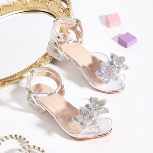 Nouvelle Collection Été – Sandales à Talon Carré Fleurie pour Filles, avec Bride Transparente, Semelle Extérieure Haute en Caoutchouc et Strass, Modèle Bouche de Poisson - Product Image 3