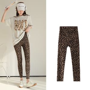 Nouveaux Leggings de Yoga Sans Couture à Imprimé Léopard Populaire, Légers, Taille Élastique, Effet Push-Up, Compression Fitness, Longueur 7/8 pour Femme - Product Image 2