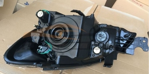 Faro dell'automobile faro fari per auto R Mn161166 L Mn161165 fari lampada frontale per <span class=keywords><strong>Mitsubishi</strong></span> <span class=keywords><strong>Lancer</strong></span> <span class=keywords><strong>2003</strong></span> 2004- 2007 - Product Image 4