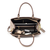Sac fourre-tout de marque de créateur, élégant et minimaliste, grande capacité, sac à main premium pour les trajets quotidiens avec plusieurs poches pour femmes