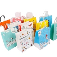 Tas kertas kerajinan ramah lingkungan daur ulang 100% dengan pegangan putar, kantung kertas Kraft coklat tahan lama Logo cetak kustom